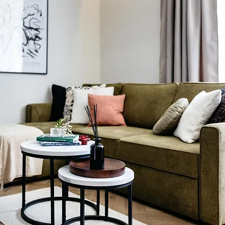 Park With Free Street Parking Apartment